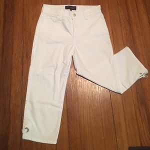 White denim Capri pants