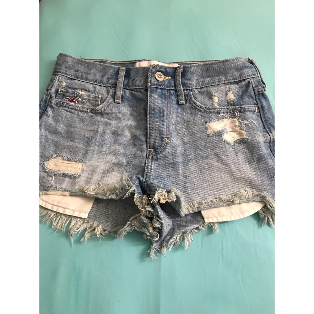 Hollister distressed shorts
