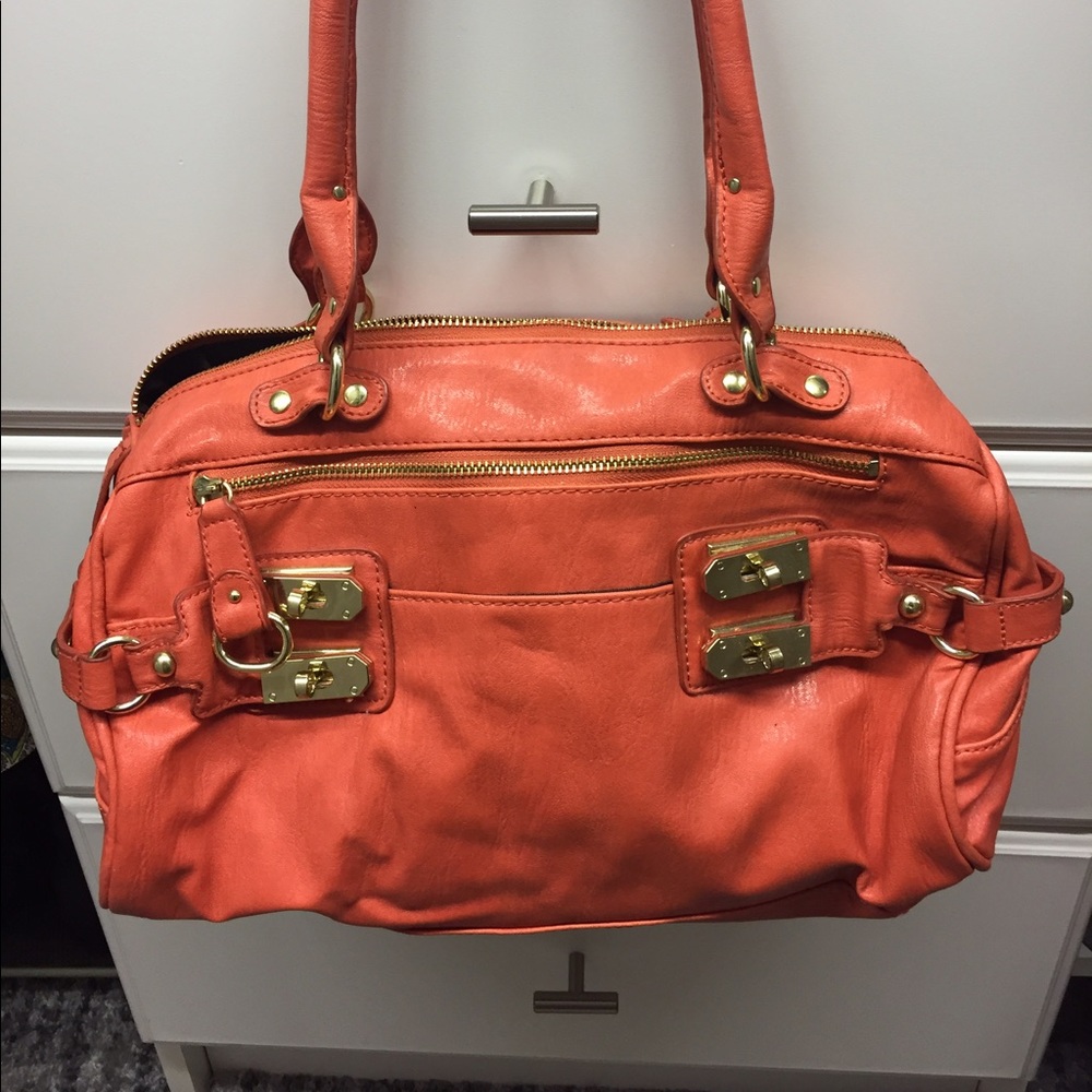 👛 Jessica Simpson purse 👛