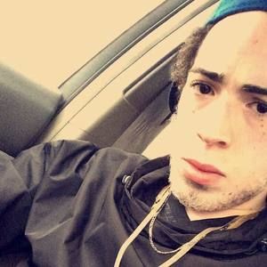 Meet your Posher, Andre