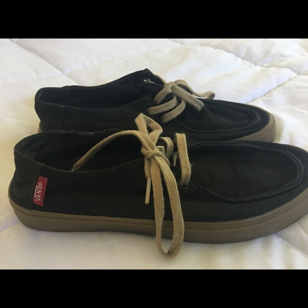 Black canvas Vans