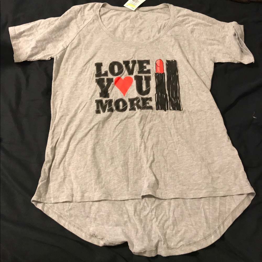 NWT Women's  Tres Chic Top