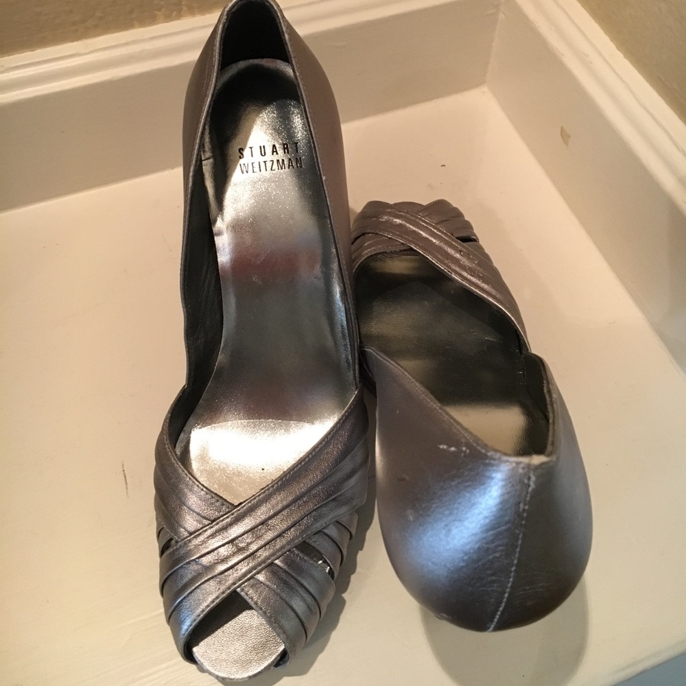 Stuart Weitzman silver peep toe