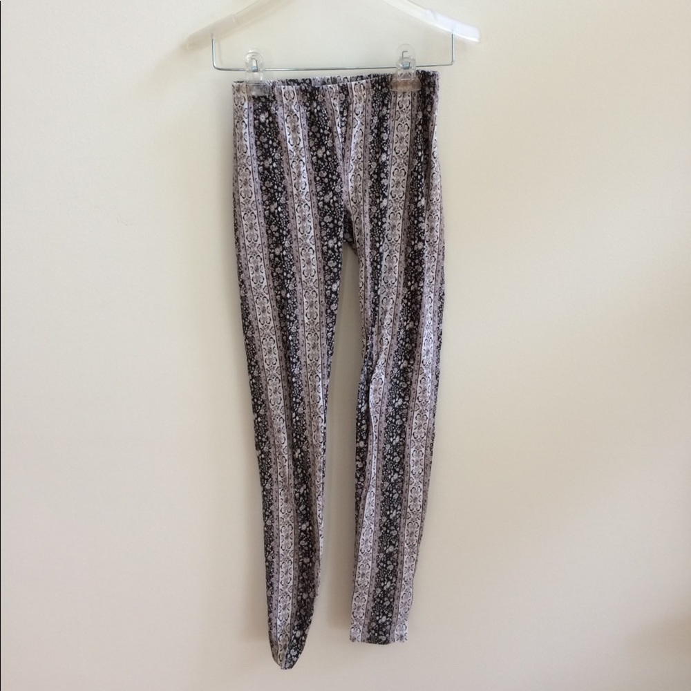 F21 patterned leggings
