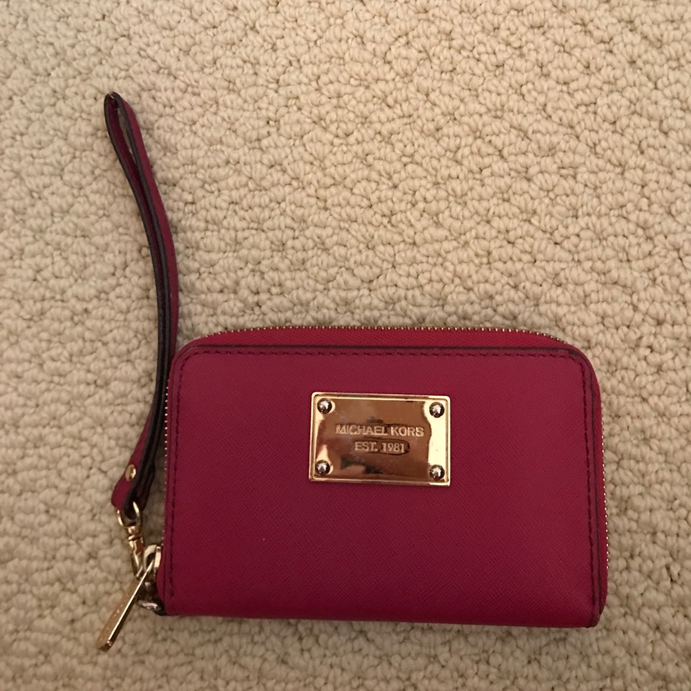 Michael Korea wristlet