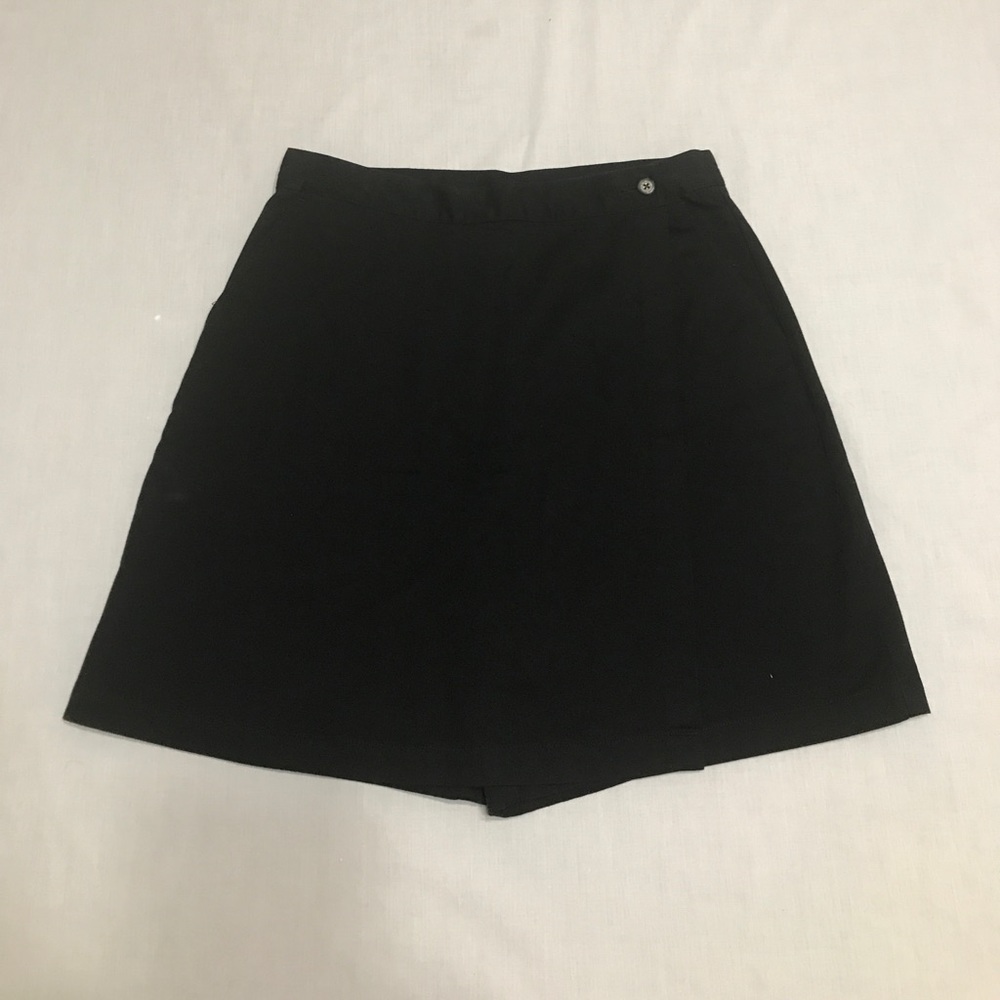 L.L Bean Black Skorts