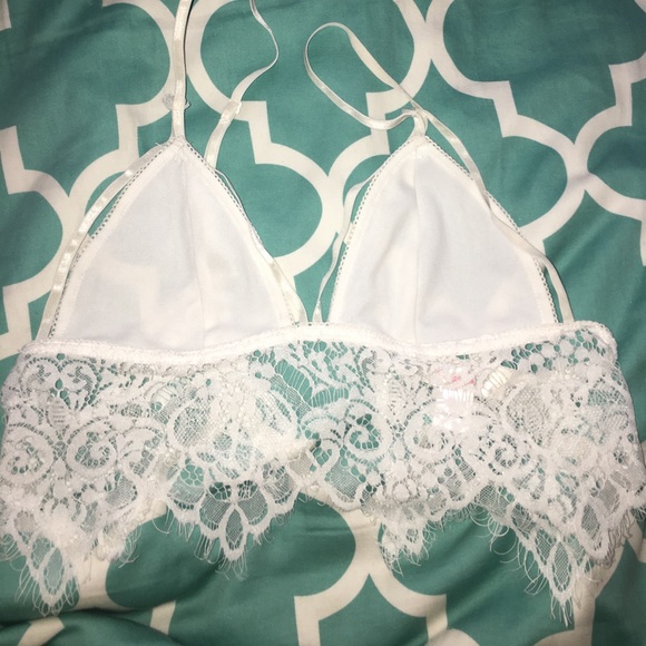 White lace bralette❤ - Picture 1 of 3