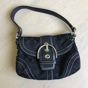 Coach small shoulder bag💕