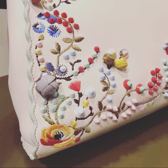 FENDI HANDBAG - Picture 3 of 3