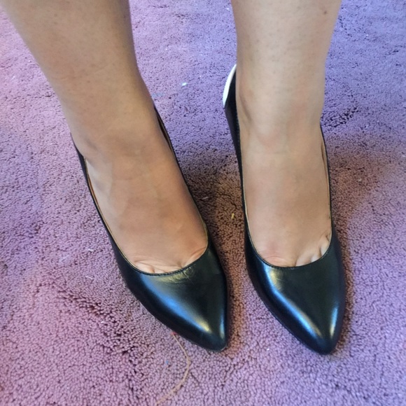 Black pumps - Picture 3 of 6