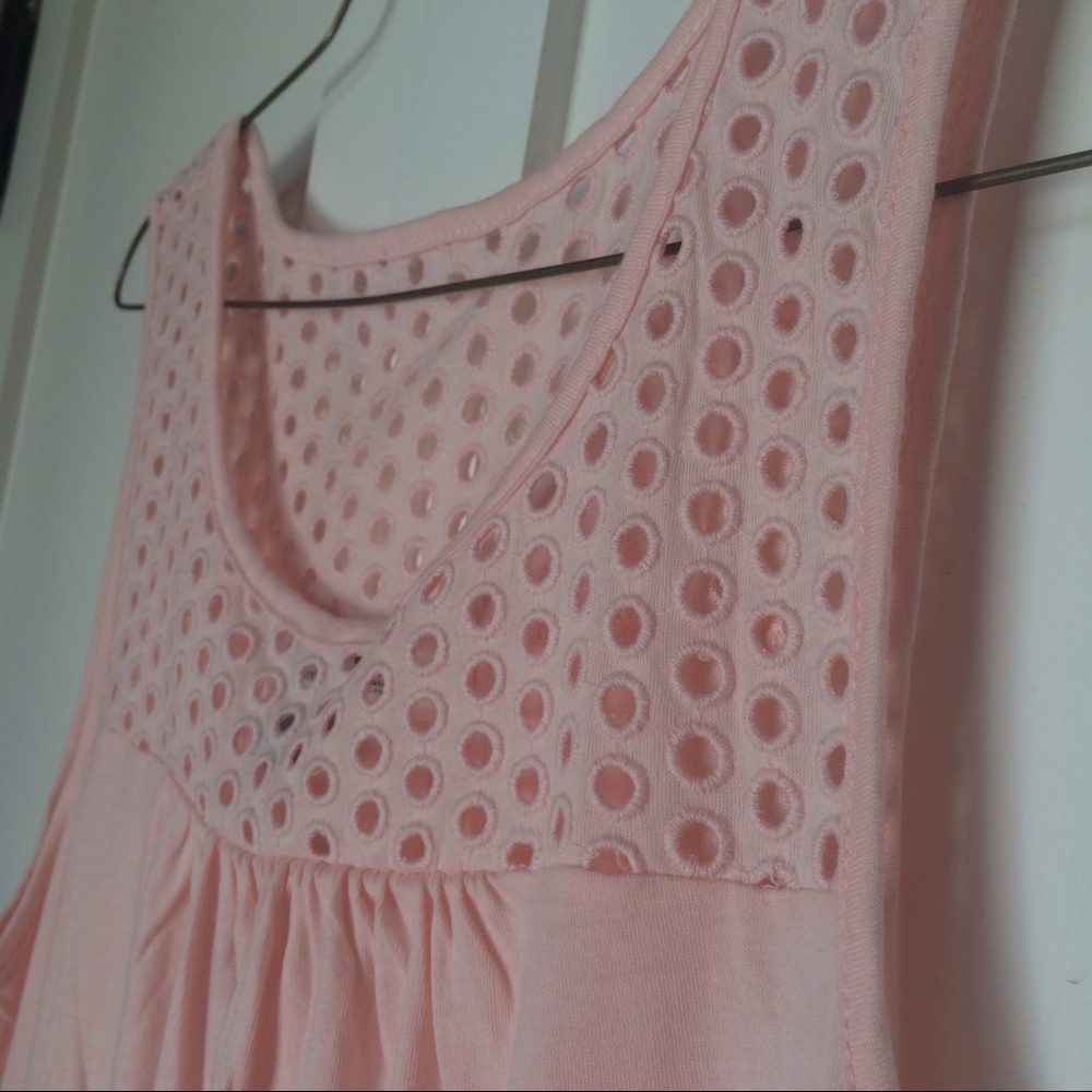 Old Navy Maternity Tank blush pink eyelet detail S