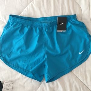 NWT Nike running workout shorts size XL