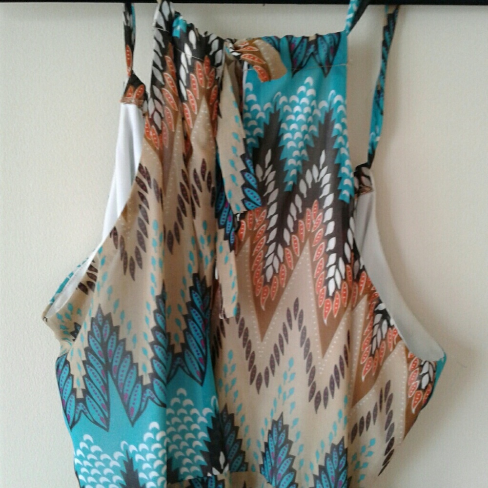 Jumper - Picture 2 of 3