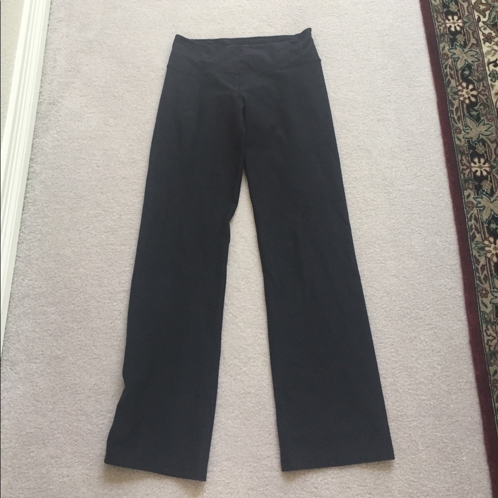 Nike Short Yoga Pants