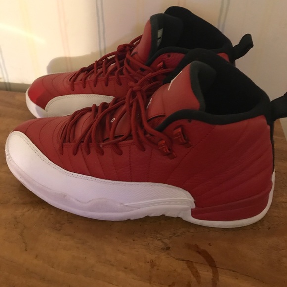 RETRO 12s GYM RED