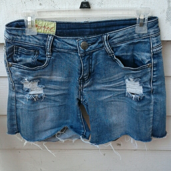 MACHINE NOUVELLE MODE DISTRESSED JEAN SHORTS - Picture 4 of 4