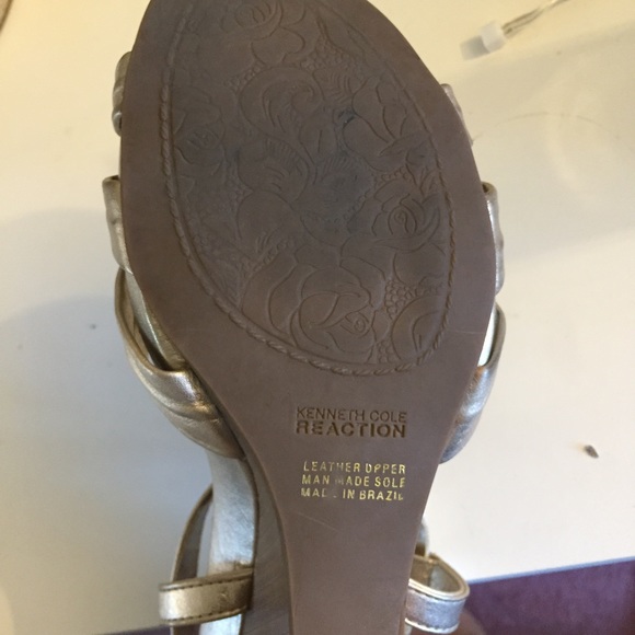 Gold Wedges - Picture 6 of 6