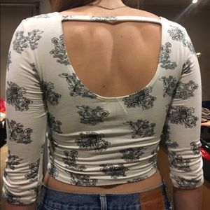 Pins and needles 3/4 quarter sleeve crop top