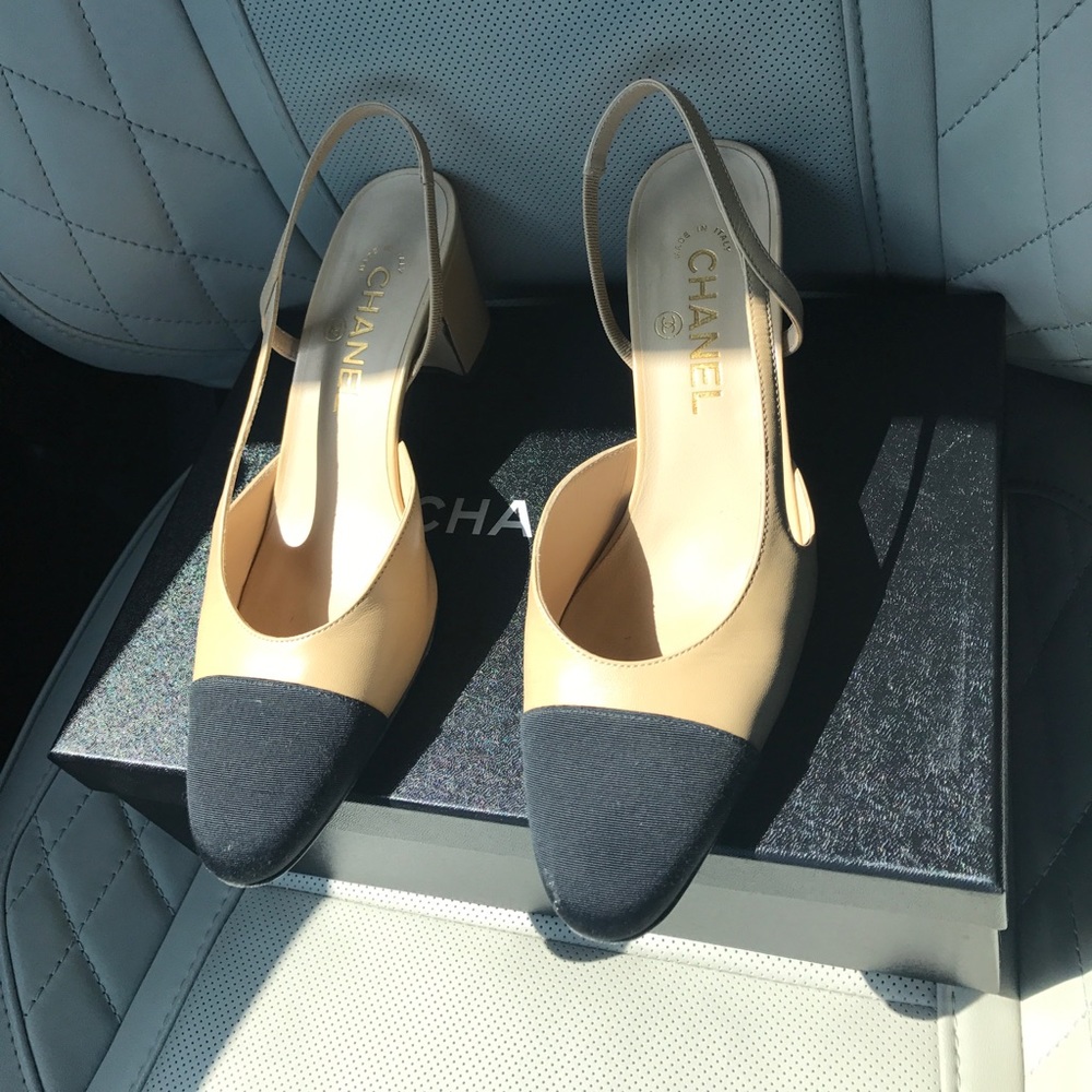 Chanel Slingbacks - Picture 1 of 4