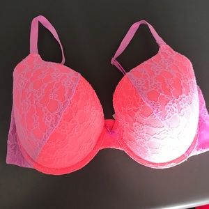 Victoria's Secret 38DD perfect coverage bra