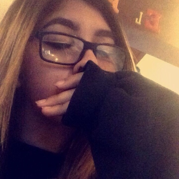 Meet your Posher, Neyla - Picture 1 of 1