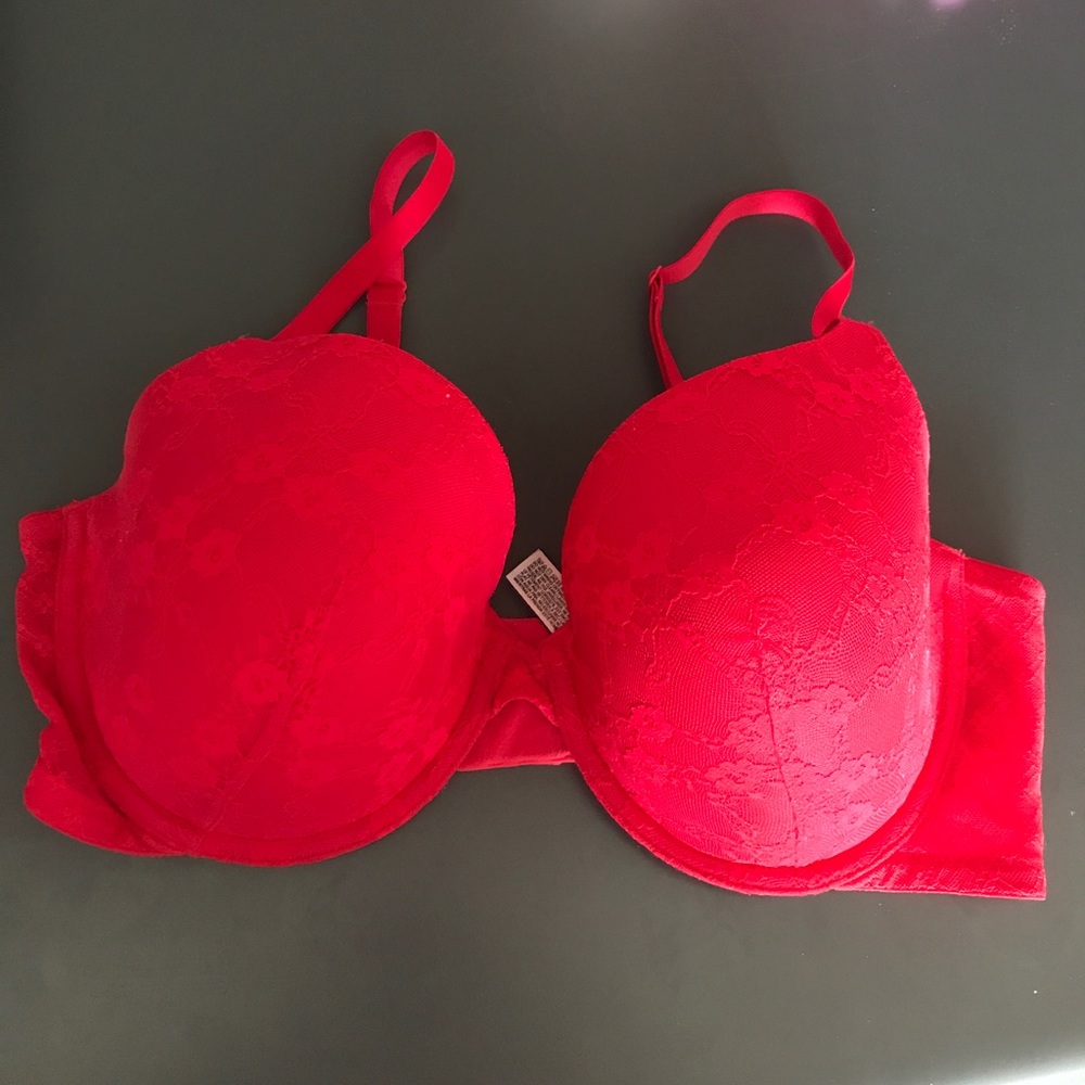 Victoria's Secret 38DD lined perfect coverage bra