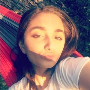 Meet your Posher, Medina