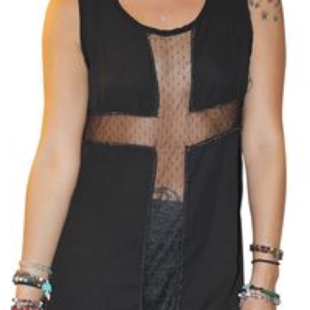 Penelope Project Dress w Lace Cross Design