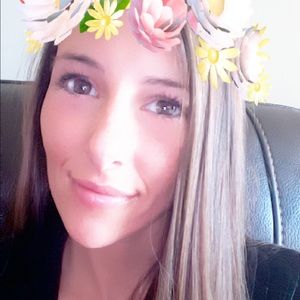 Meet your Posher, Kari