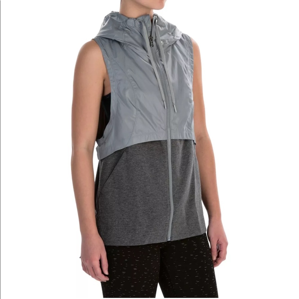 NWT Women's Under Armour Terry Running Vest Sz Lrg