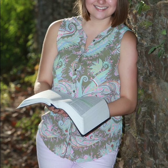 American Eagle: Paisley Button Down Tank - Picture 6 of 6