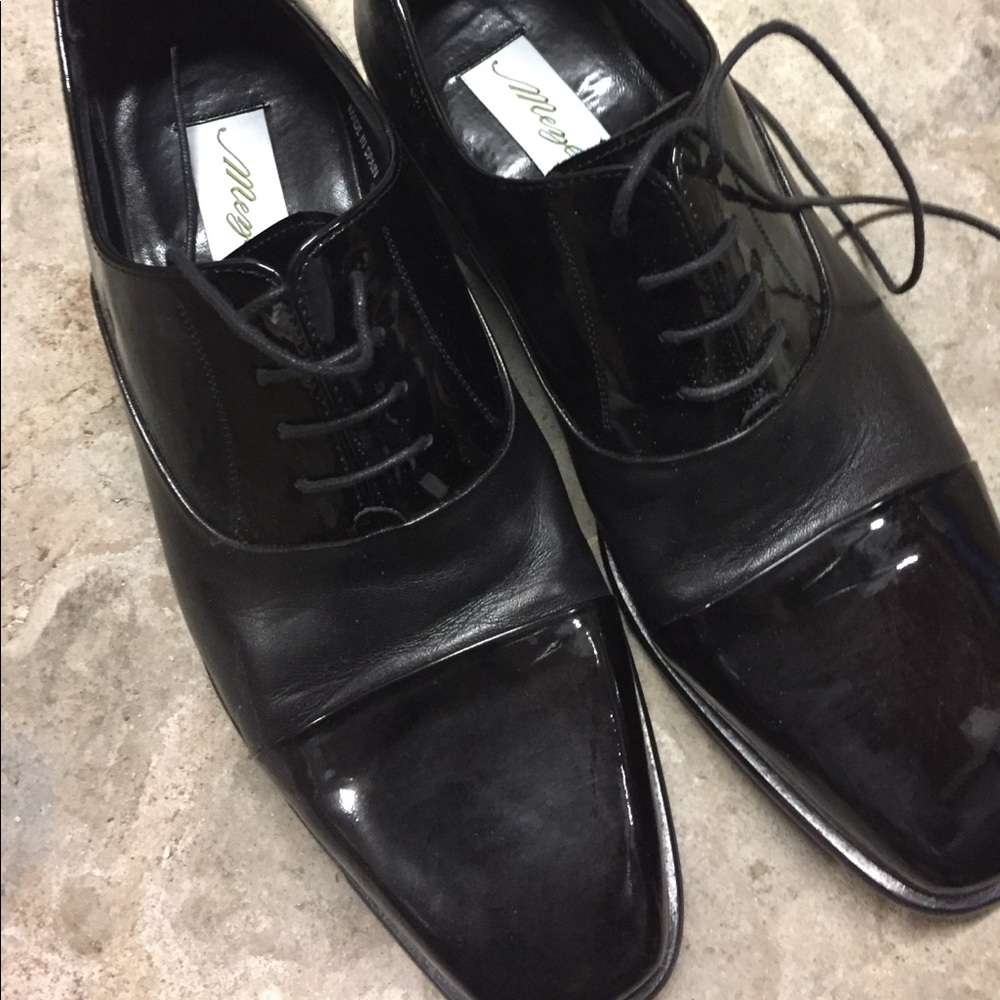 Patent Leather Formal Shoes size 9 Great For Prom