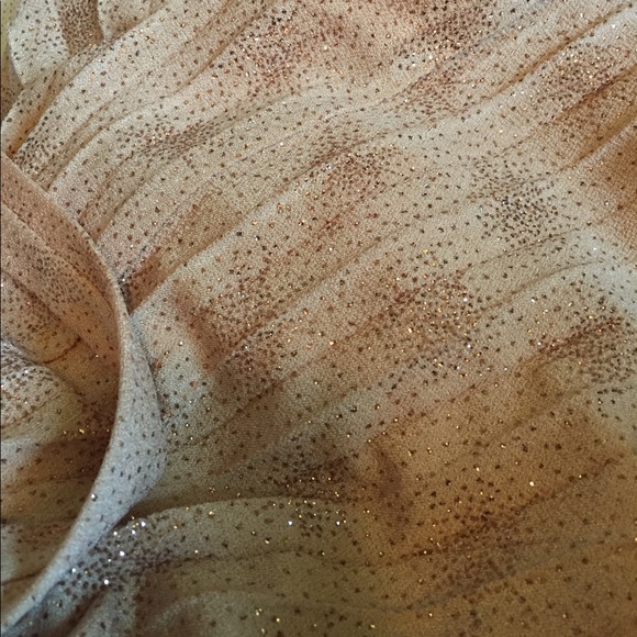 Carabella party dress - Picture 5 of 7