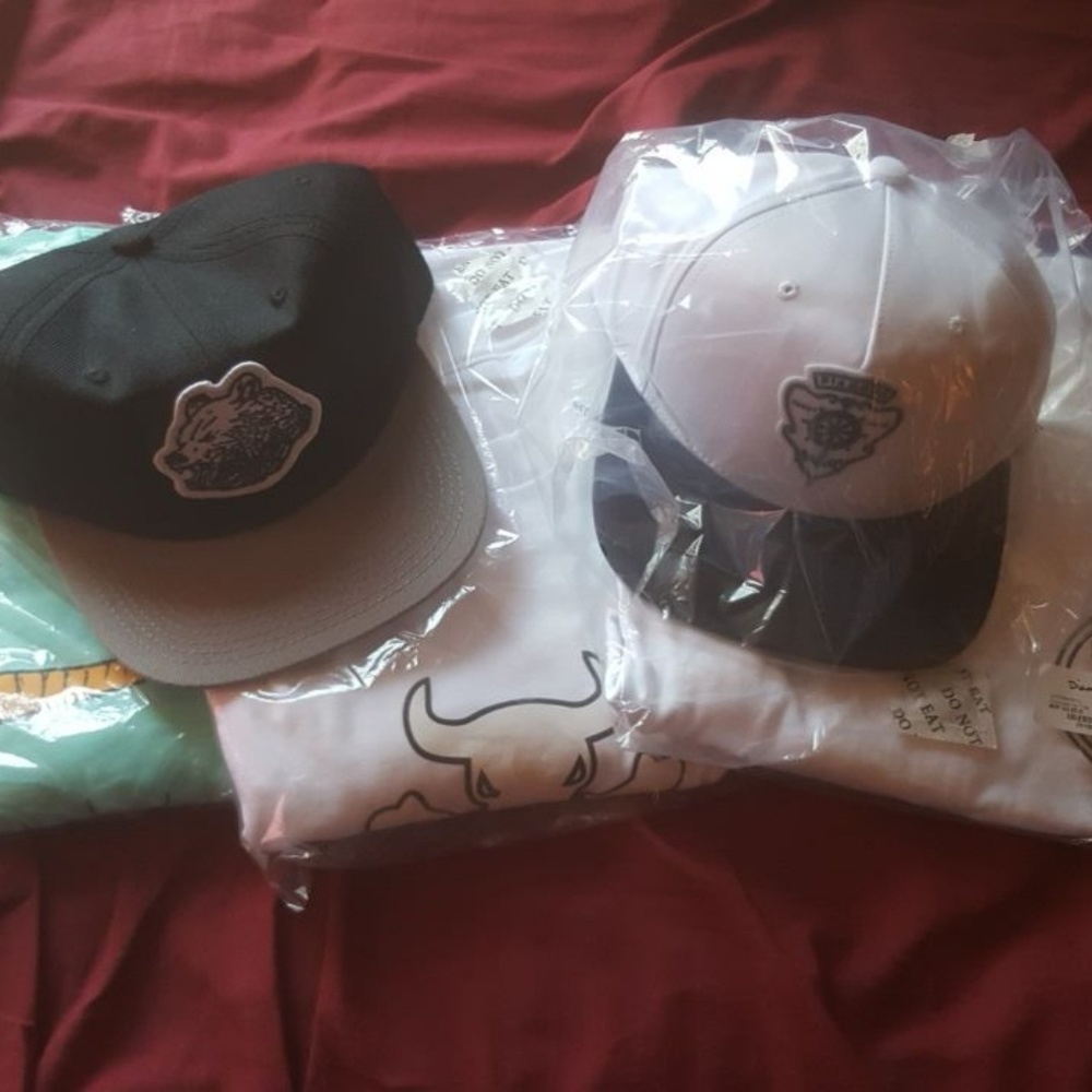 T-Shirt, Hat Combo Pack