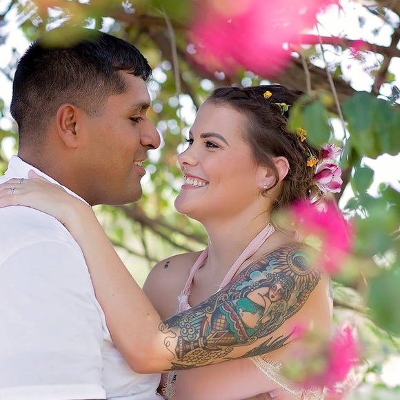 Meet Your Posher! - Picture 4 of 6