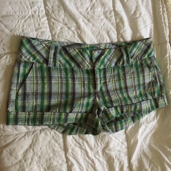 Green Plaid Shorts - Picture 2 of 4