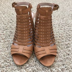 Vince Camuto leather wedge sandal