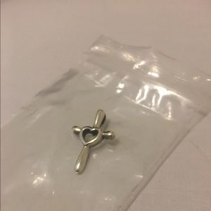 james avery charm - cross w/ heart (DISCONTINUED)