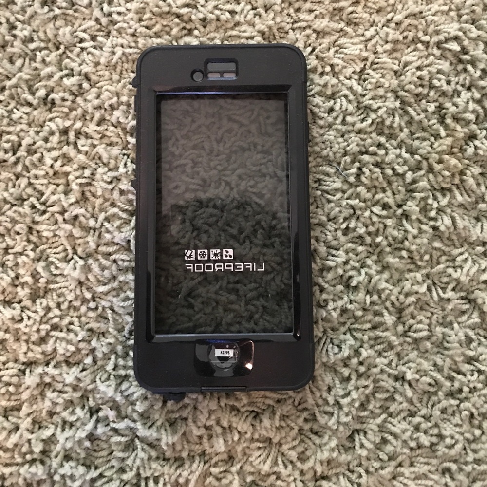 iPhone 6 life proof case