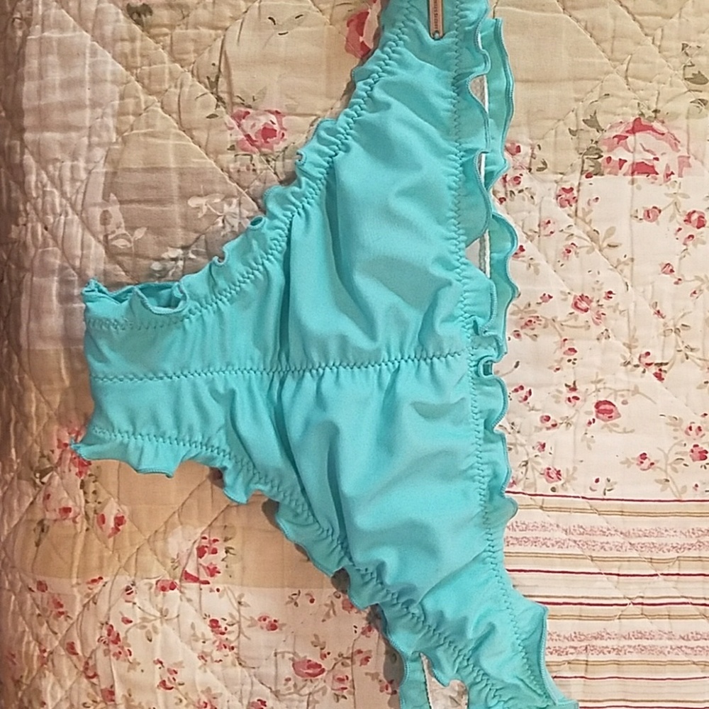 Vs Swim ruffle itsy bottom