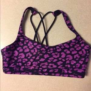 Lululemon sports bra