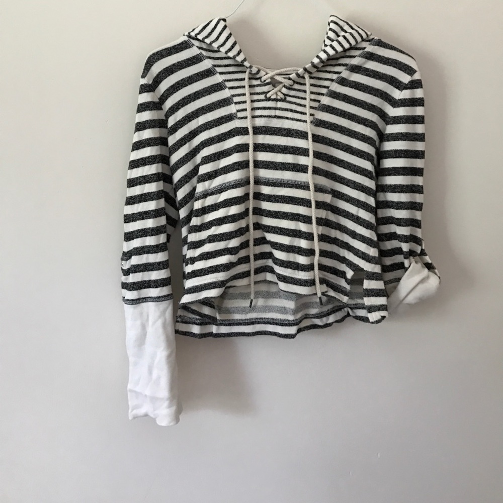 Cropped striped hoodie with lace-up neckline