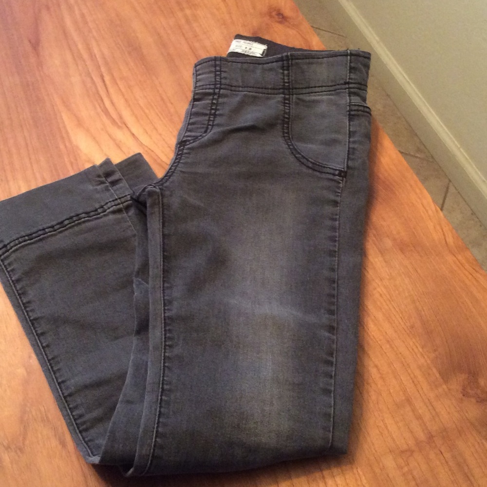 Free People black jean crop pant size 26