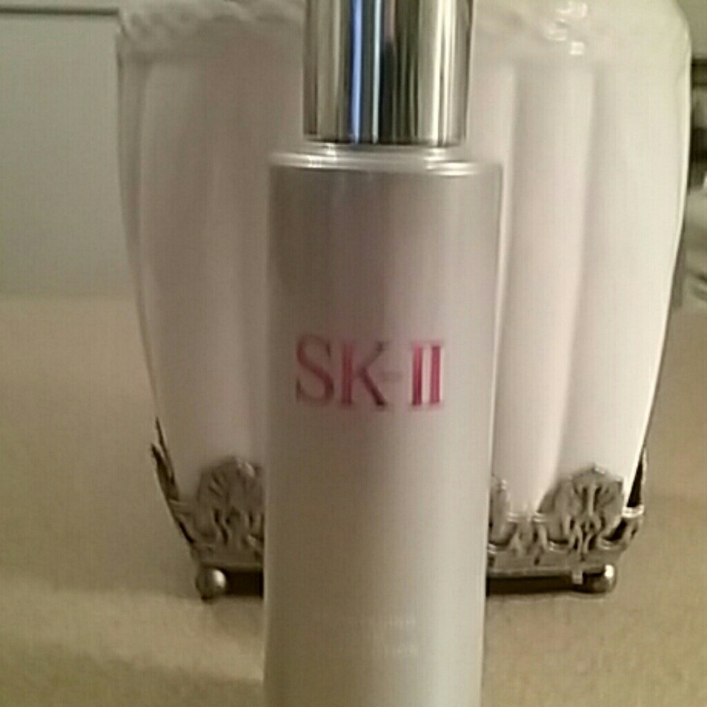 Ski -'ll brightening derm clear lotion