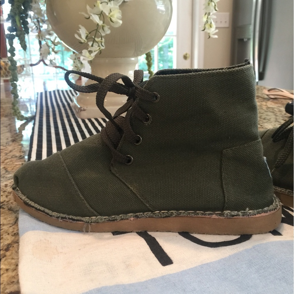 Army green toms boots