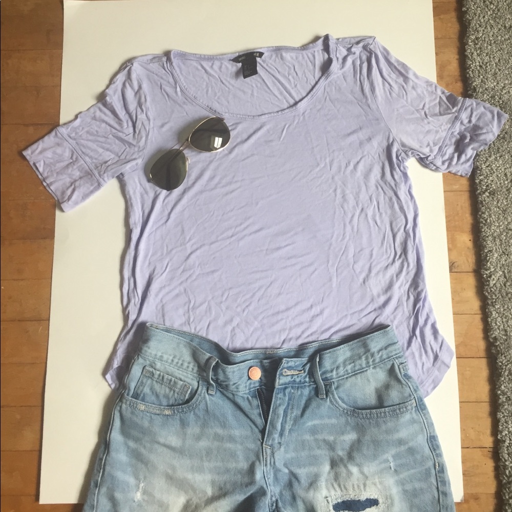 Light purple short sleeve shirt