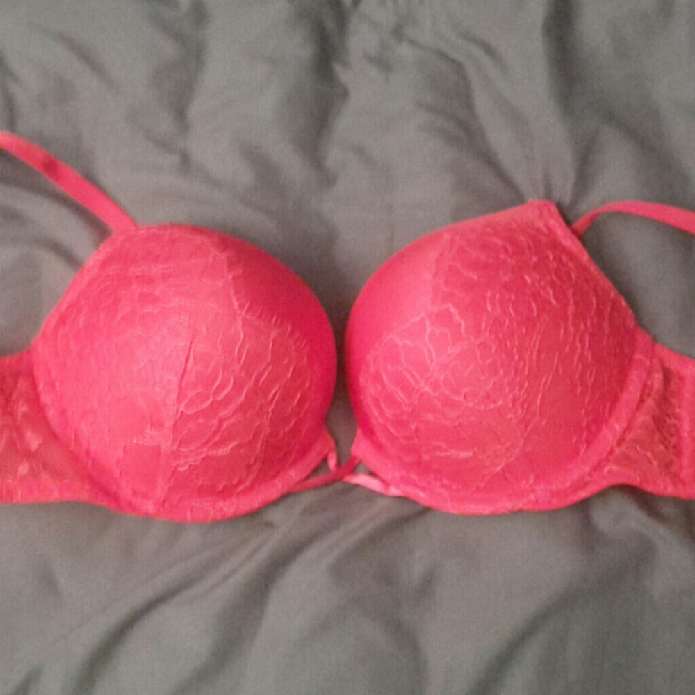 NEW!!!!victoria secret bra
