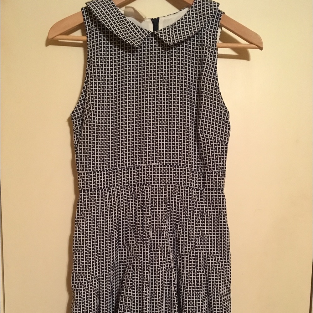 Short pleated dress