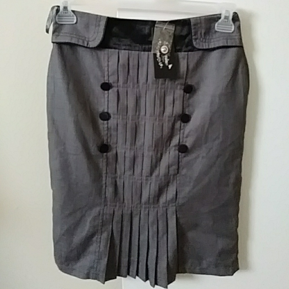 Elegent black and gray skirt