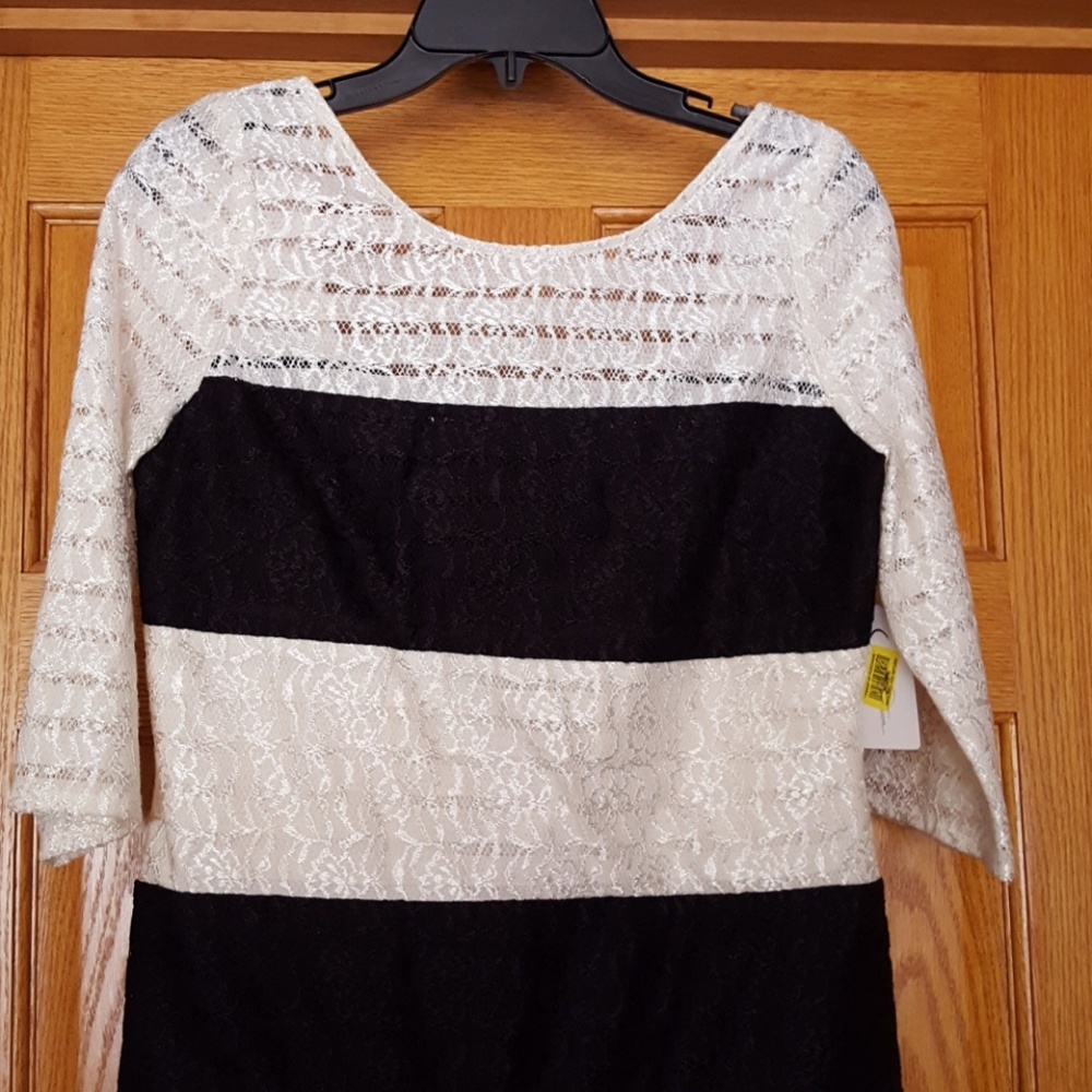 NWT JESSICA SIMPSON BLACK/IVORY LACE SHEATH DRESS - Picture 2 of 6
